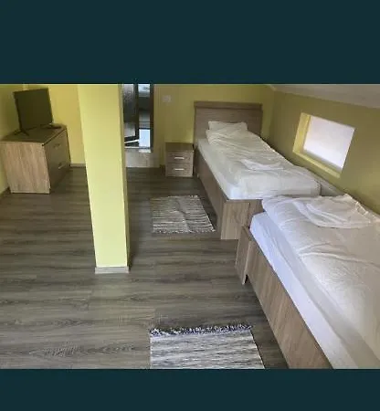 Casa Fabian Etaj Semesterbostad Moisei
